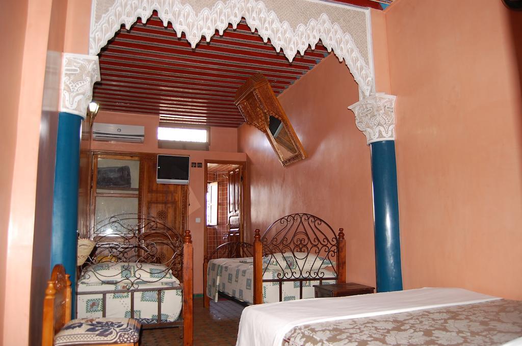 Hotel Jardin Public Fes Room photo