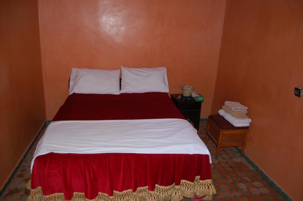 Hotel Jardin Public Fes Exterior photo